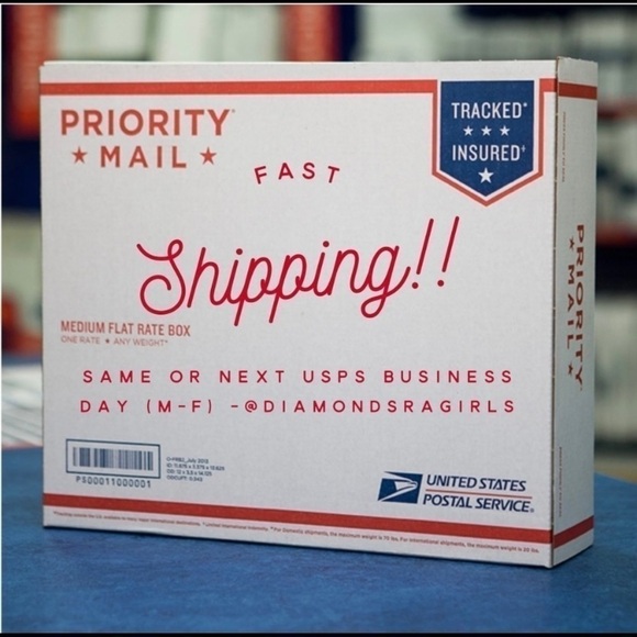 NWT Katie gold/black mermaid sequence top. - Picture 7 of 8